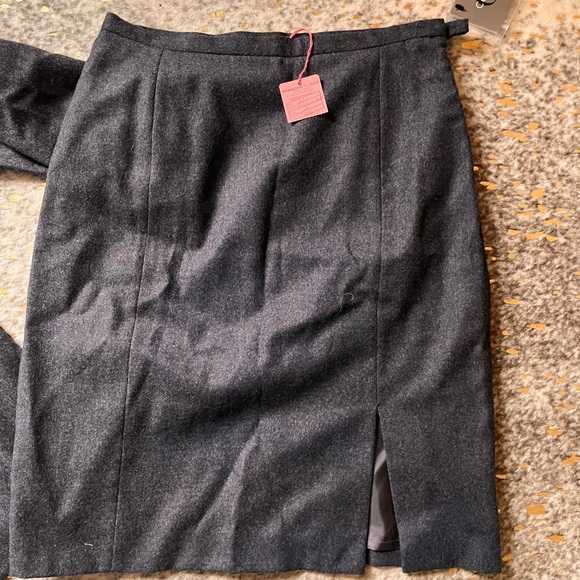 Anthrazit Calvin Klein ensemble,
100% wool, Size 10 - Picture 6 of 8